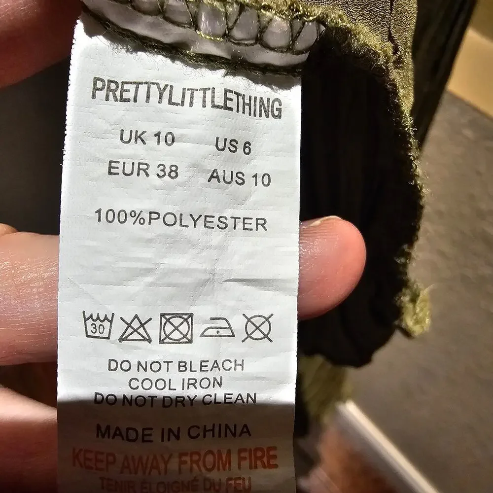 PrettyLittleThing Olive Green Crinkle Crepe Tie Front Top Size 6 Y2K Cottagecore - Picture 7 of 10